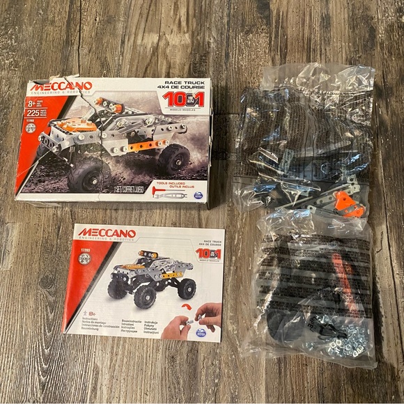 2/20 Meccano 10 Model Set - Race Truck 10 in 1 - Picture 2 of 9